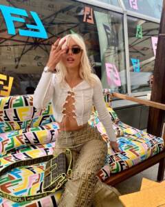 asia-valente