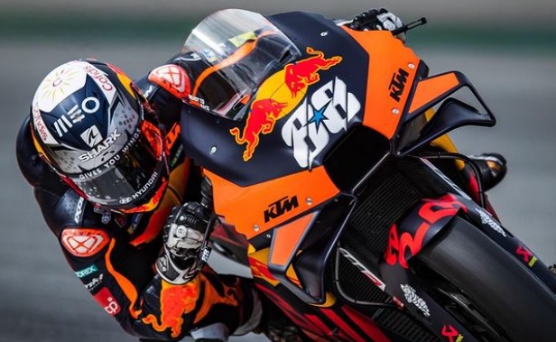 MotoGp, Catalogna: vittoria di Oliveira davanti a Zarco