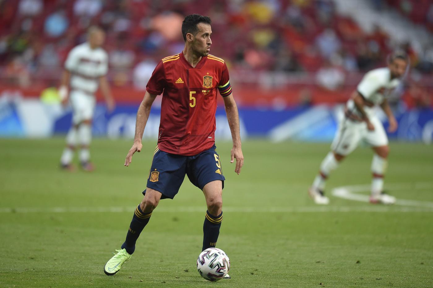 Euro 2020, Spagna: Busquets positivo al Covid. Scoppia la polemica