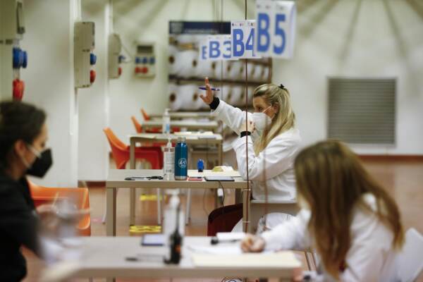 Roma, Hub vaccinale allestito presso l’Auditorium della Tecnica di Confindustria