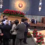 A Roma i funerali di Epifani, feretro accolto dalle note di Morricone