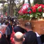 Addio a Epifani, la cerimonia laica sulle note di ‘Bella ciao”