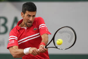 Roland Garros: Berrettini eliminato. Djokovic in semifinale