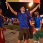 Euro 2020, dal Colosseo all’Olimpico fino a piazza del Popolo: gli italiani festeggiano la prima vittoria