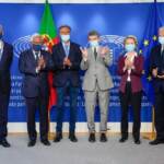 Covid, Ue: Firmato regolamento sul green pass