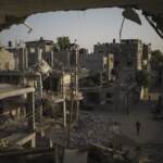 Medioriente, raid israeliani su Gaza in risposta a lancio palloni incendiari