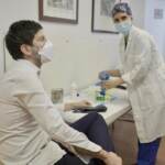 Vaccini: il ministro Speranza ha ricevuto la prima dose