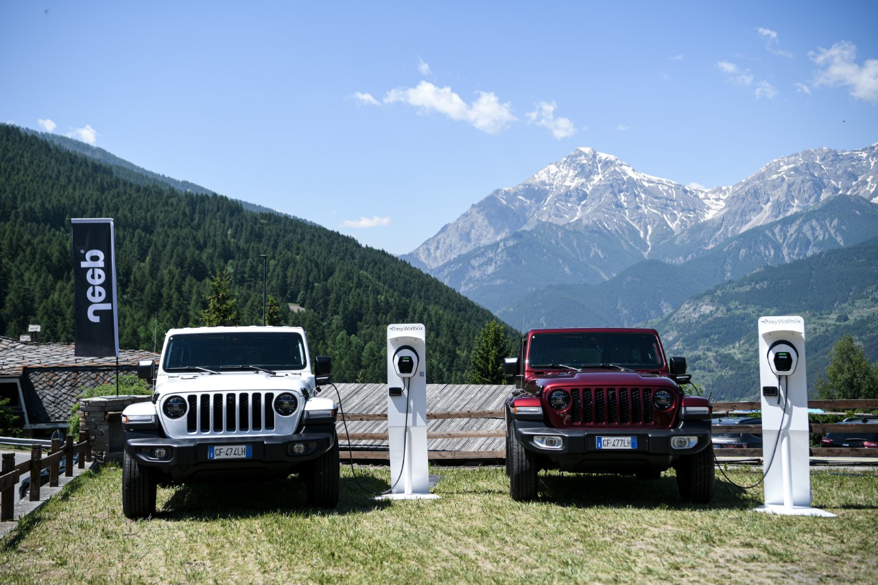 Stellantis, Wrangler 4xe plug-in hybrid: versione elettrificata dell’icona Jeep