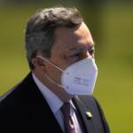 Draghi firma Dpcm Green pass. Scintille Lega-Pd su mascherine e stato emergenza