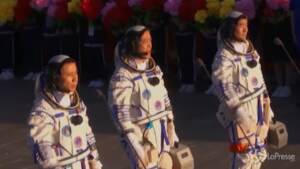 Spazio, la Cina manda tre astronauti in missione sulla stazione Tianhe