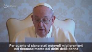 Violenza donne, Papa: “Varie le forme di maltrattamenti e schiavitù”