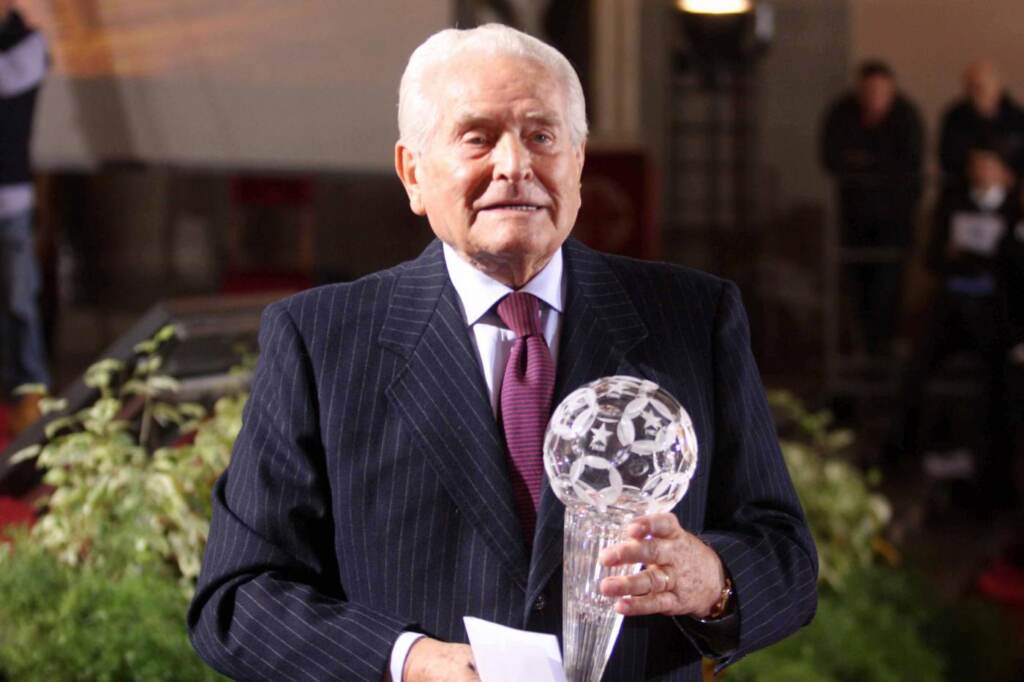 Galleria foto 'Boniperti, una vita in bianconero | LA FOTOGALLERY' - foto 10