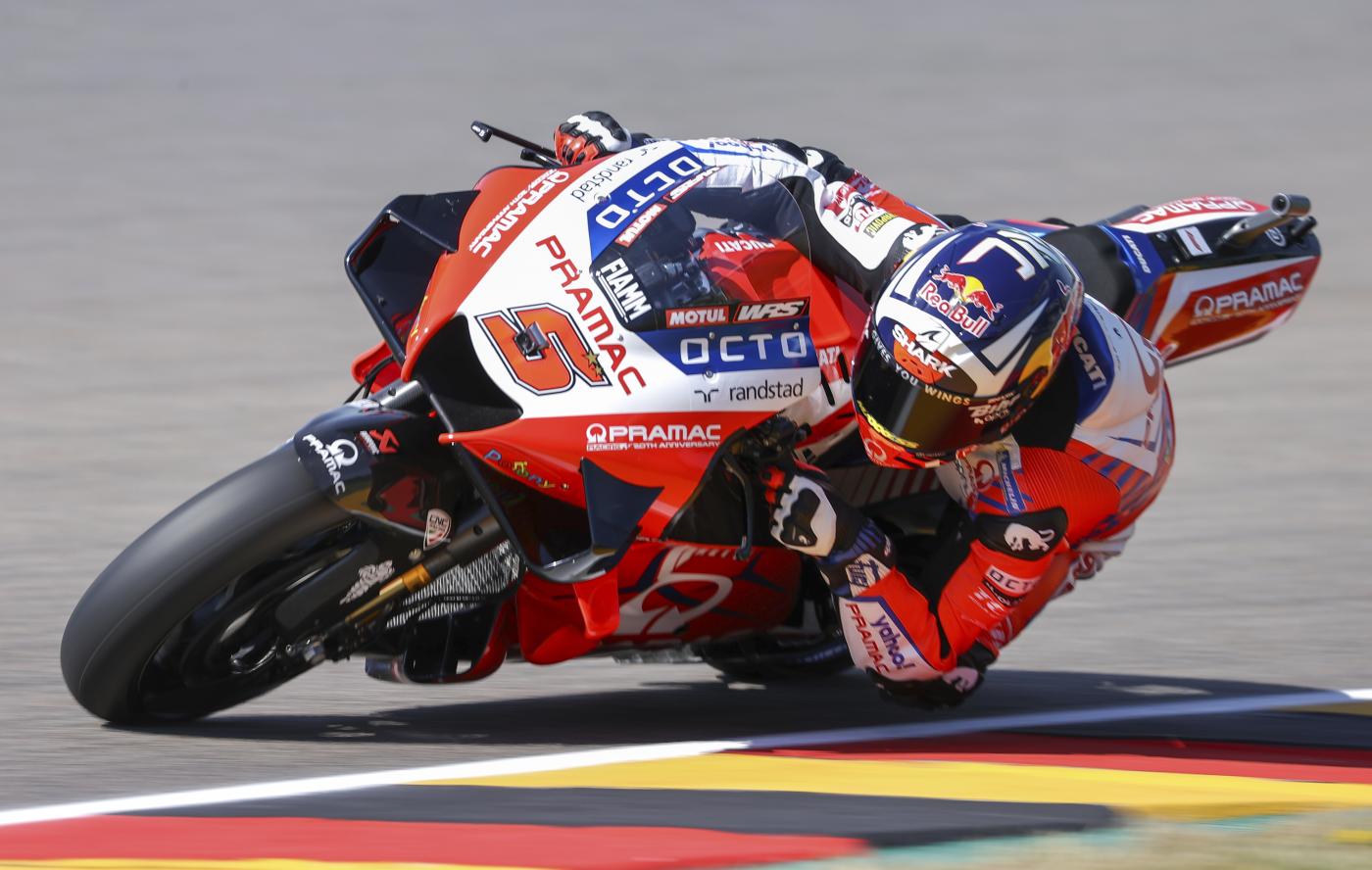 MotoGp, Germania: Zarco in pole davanti a Quartararo