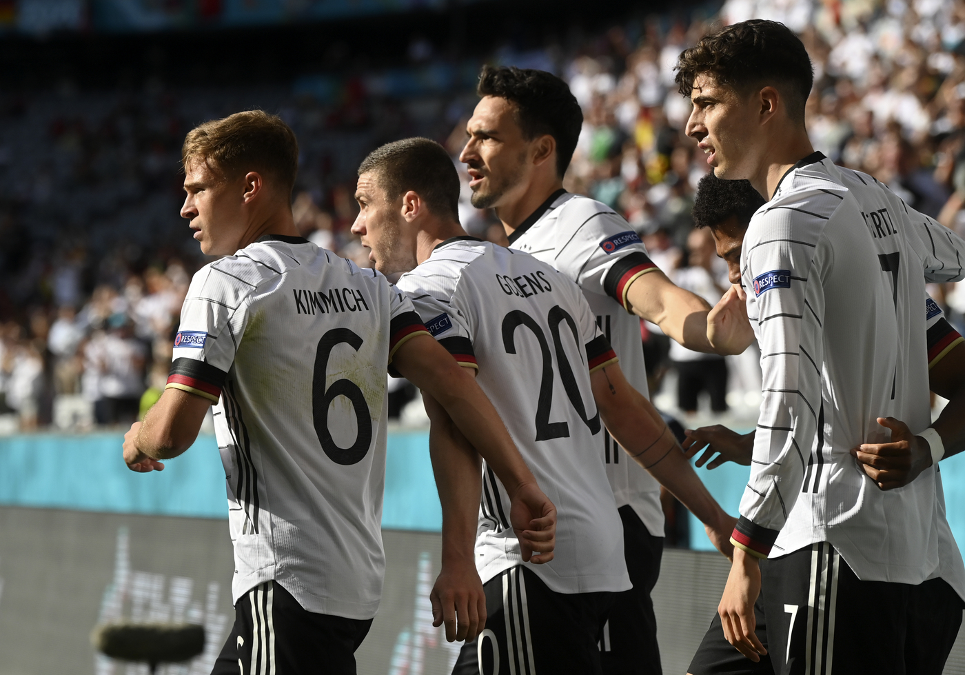 La Germania travolge il Portogallo 4-2 con un super Gosens