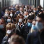 Covid, cade l’obbligo di indossare le mascherine all’aperto. Per Cts via dal 28 giugno