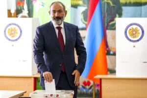 Armenia, il premier Pashinyan vince le elezioni col 53,9%