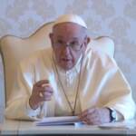 Papa: “Pandemia ha costretto anziani a solitudine”