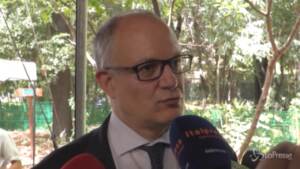 Roma, Gualtieri: “La prima cosa che farò da sindaco sarà ripulire la città”