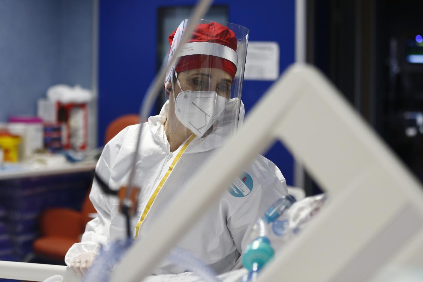 Covid, il bollettino del 24 giugno: 927 casi e 28 morti