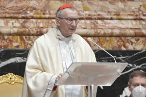 Ddl Zan, Parolin media: “Concordo con Draghi, lo Stato è laico. Vaticano non vuole lo stop della legge”