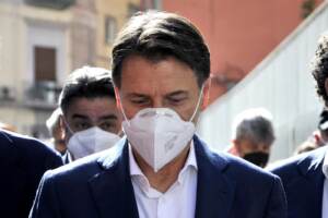 Giuseppe Conte in visita a Napoli