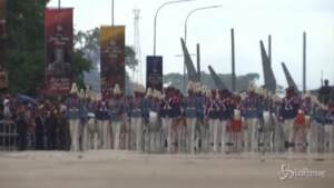 Venezuela, parata militare per celebrare i 200 anni di indipendenza