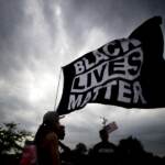 Floyd, arriva la sentenza: 22 anni e mezzo all’ex agente Chauvin