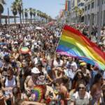 Usa, Congresso approva legge a tutela nozze gay