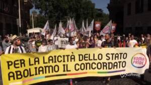 Pride a Roma: 10mila per i diritti Lgbt e l’approvazione del ddl Zan