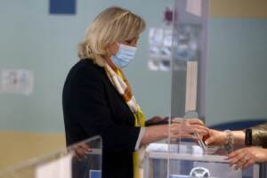 Francia, secondo turno delle elezioni regionali