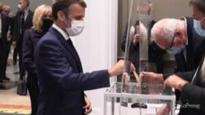 Secondo turno regionali in Francia, Macron e Le Pen ai seggi