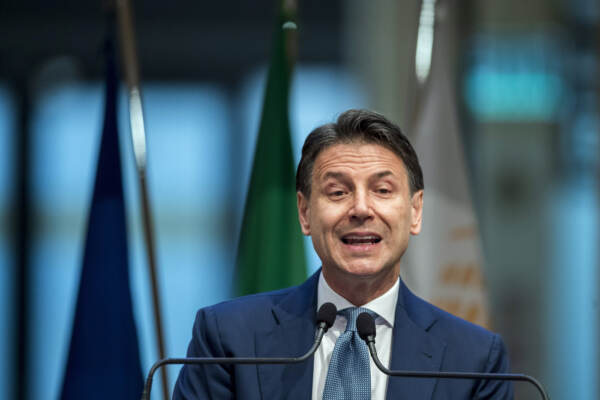 Movimento 5 Stelle, conferenza stampa di Giuseppe Conte