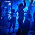 Milano, violenta ventenne fuori da discoteca: arrestato
