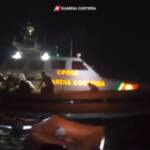 Naufragio a Lampedusa: la Guardia Costiera salva i superstiti