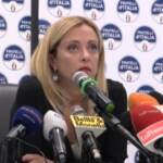 Europei, Meloni: “Quando andremo ai mondiali in Qatar ci metteremo in ginocchio per diritti donne e omossessuali?”