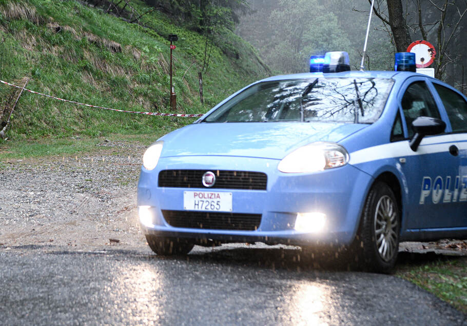 Bambine uccise a Verona: trovato il corpo della mamma nell’Adige