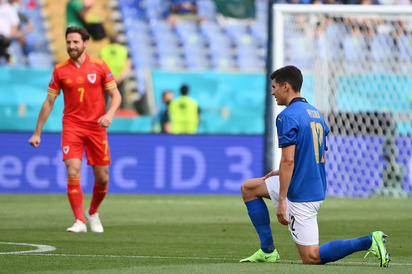 Razzismo, associazione calciatori: “Campagna diffamatoria contro azzurri”