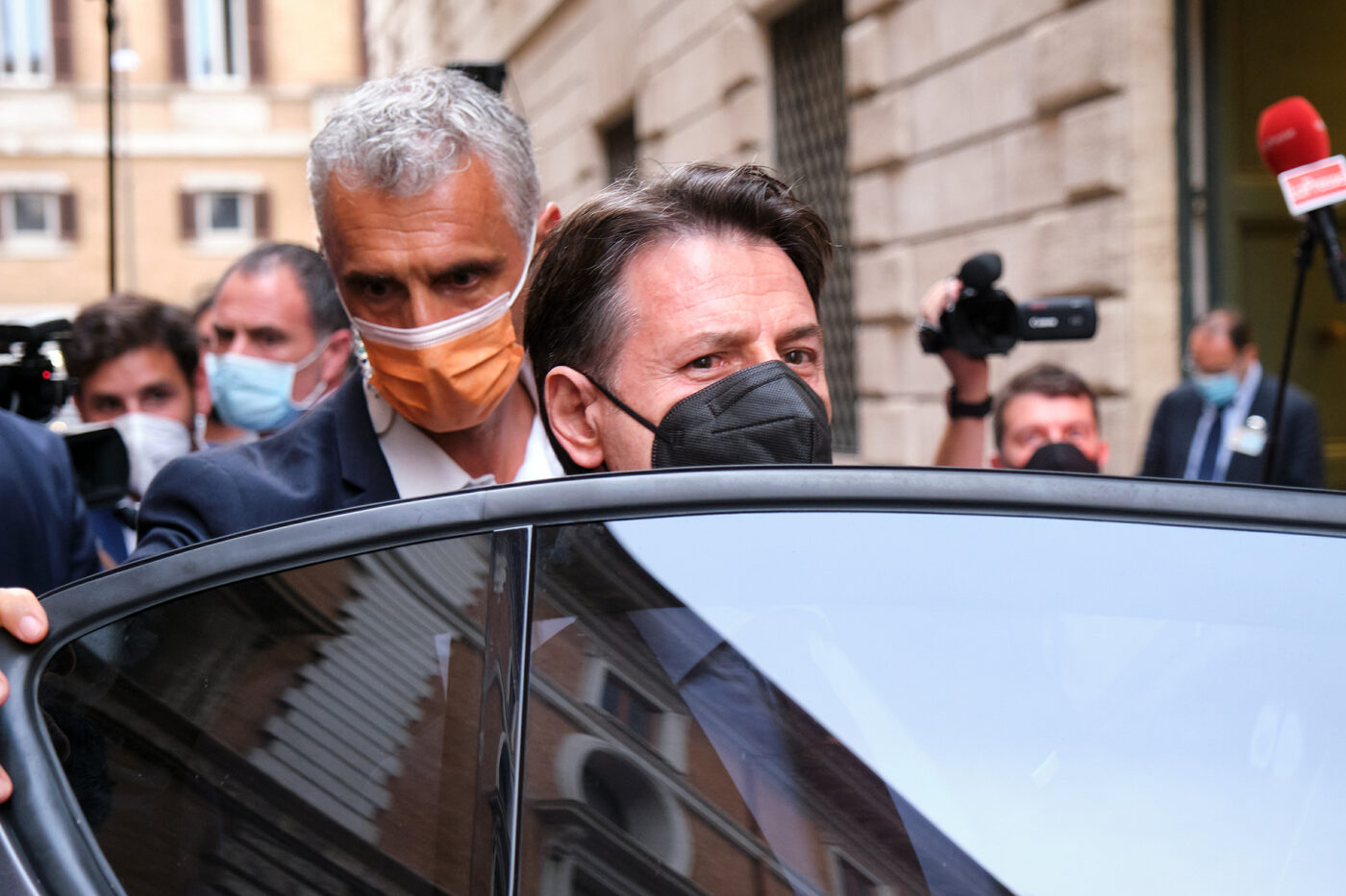 M5S, si vota Comitato ma non su Rousseau. Portavoce vogliono incontrare Grillo e Conte