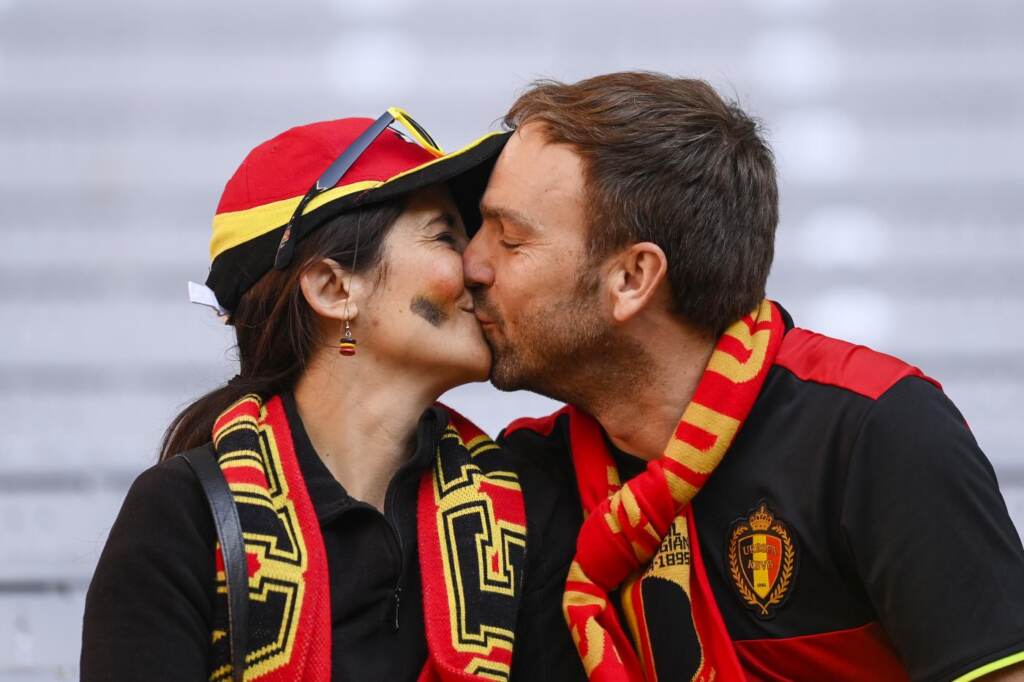 Galleria foto 'Euro 2020, Belgio-Italia: i giocatori in ginocchio contro il razzismo' - foto 15