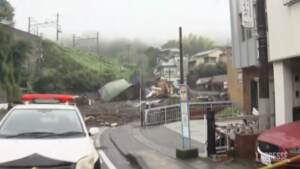 Giappone, dispersi in una frana vicino a Tokyo: due morti