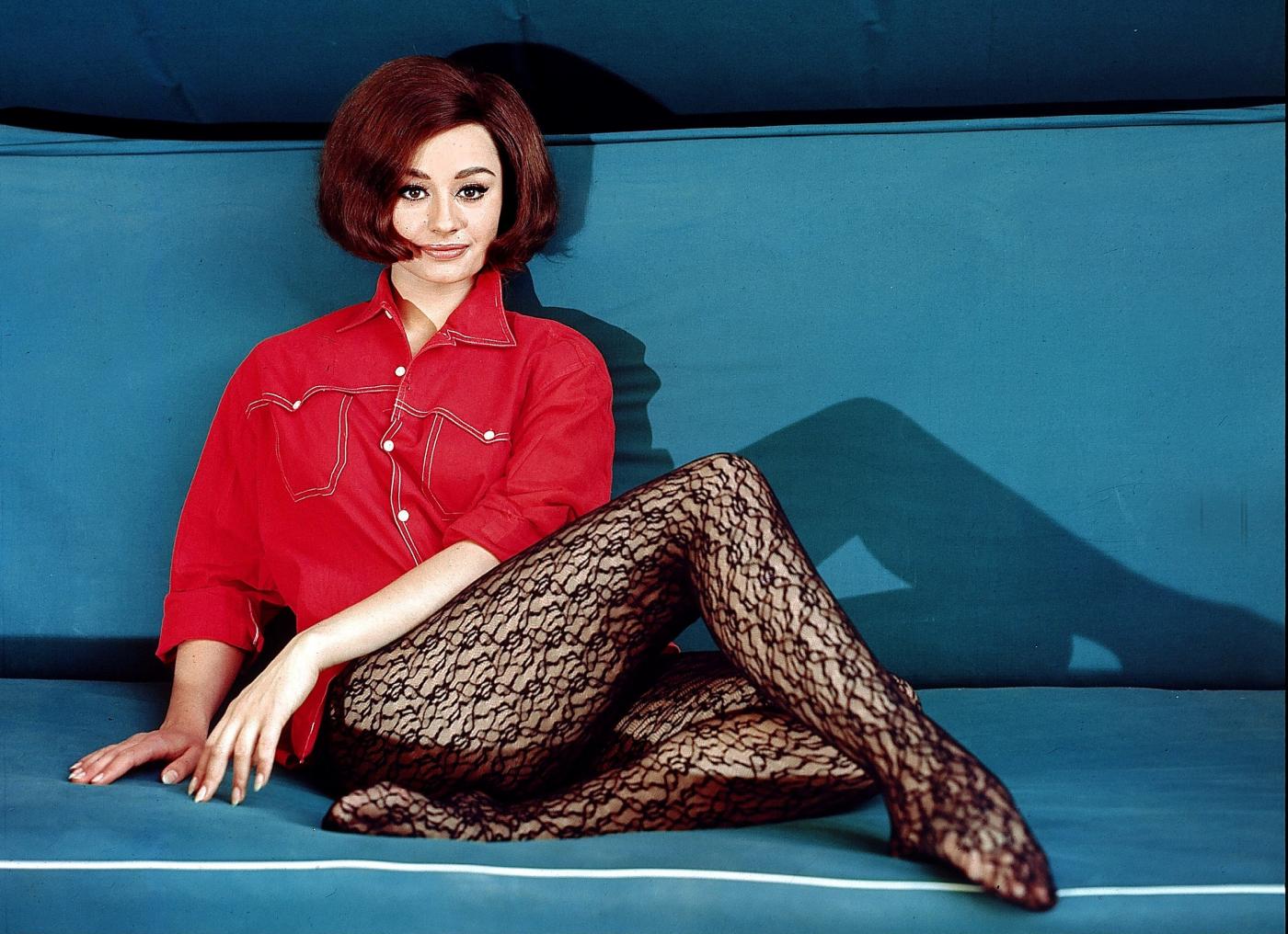 Raffaella Carrà: per ricordarla arriva il musical Ballo Ballo