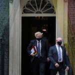 Covid, in Gb variante Delta corre ma Johnson riapre tutto: via mascherine dal 19/7