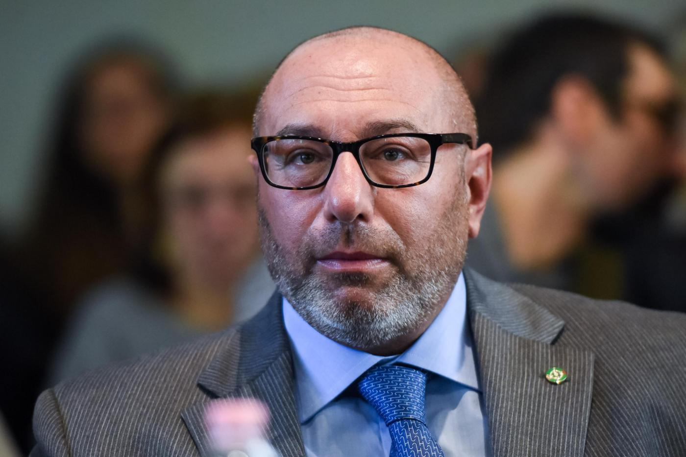 Amministrative, a Milano il centrodestra sceglie Luca Bernardo: chi è il pediatra che sfiderà Sala Amministrative, a Milano il centrodestra sceglie Luca Bernardo: chi è il pediatra che sfiderà Sala