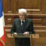 Mattarella alla Sorbona comincia il suo discorso in francese