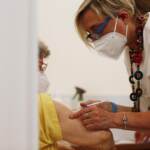 Scuola, Figliuolo esorta le Regioni: “Incentivare personale scolastico a vaccinarsi”