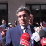 Raffaella Carrà, Insinna: “Avanti anni luce, parlava di un amore di cui oggi abbiamo paura”