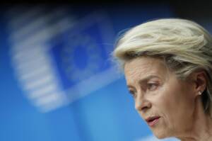 Lgbtq+, von der Leyen avverte l’Ungheria: “Useremo tutti gli strumenti e procedura di infrazione”