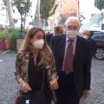 Carrà, anche Pippo Baudo alla camera ardente: “Siamo molto addolorati”