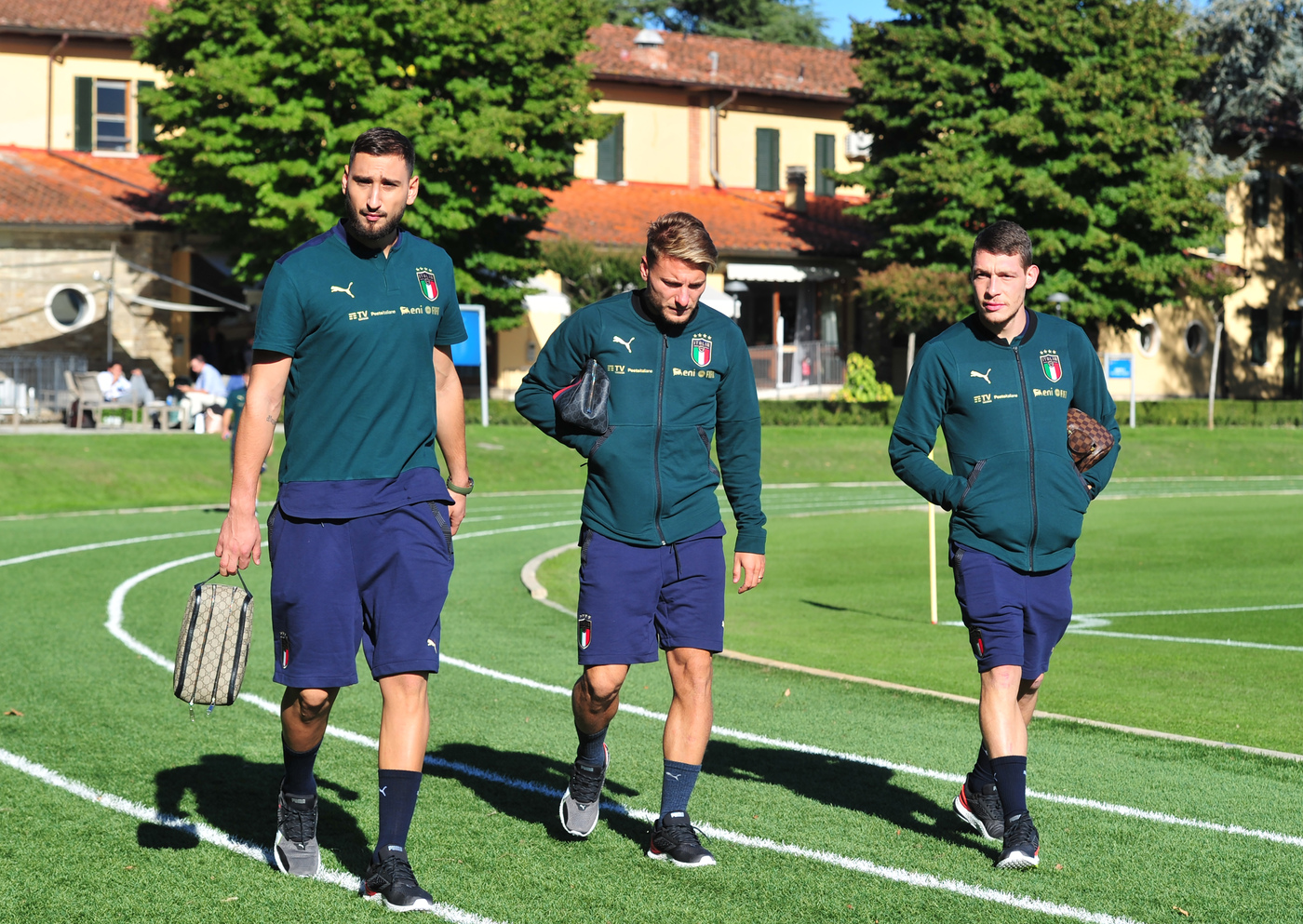 Euro 2020: giornalisti positivi al Covid, ritiro azzurro blindato