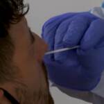 Covid, diversi focolai di giovani in vacanza